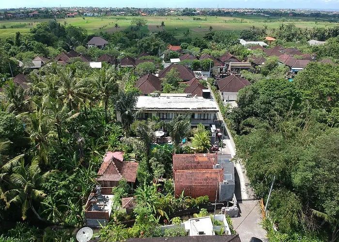 Guest house Ryanbagus 2*